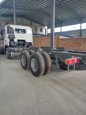 SINOTRUK HOWO Dropside Cargo Commercial Vehicle Truck Chassis LHD 6X4 371HP