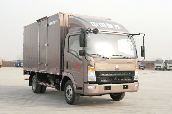 Sinotruk 4x2 HOWO Light Duty Commercial Trucks 3-4 Ton Capacity High Efficiency