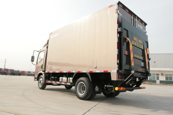 Sinotruk 4x2 HOWO Light Duty Commercial Trucks 3-4 Ton Capacity High Efficiency