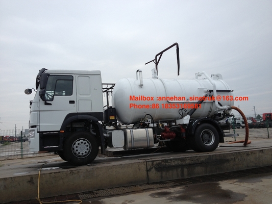 SINOTRUK HOWO Sewage Suction Truck 10000L-15000L 4X2 6 Wheels Liquid Waste Trucks