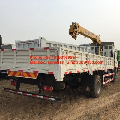 5T Truck Mount Crane Of Sinotruk Howo With Xcmg Crane 4x2 6 Wheels With 10T Cargo Box