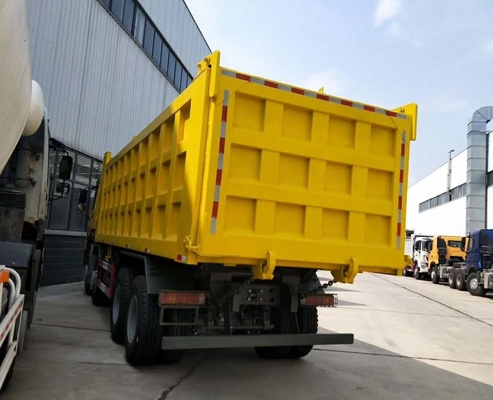HOWO 8x4 Heavy Duty Dump Truck , LHD Sinotruk Tipper Truck Yellow Color