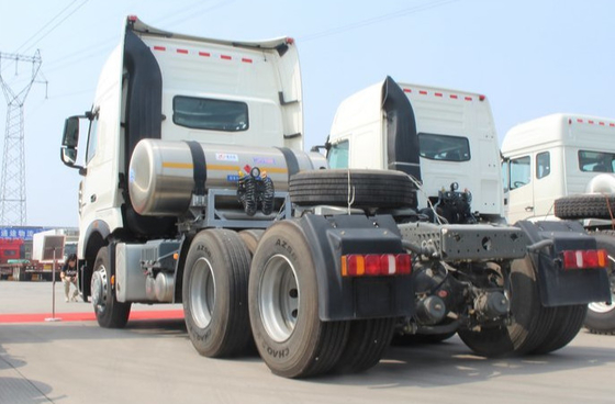 White SINOTRUK 371HP Prime Mover Truck 10 Tyre Howo Tractor Head Truck