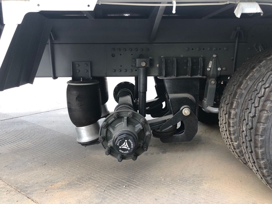 20 Ton Sinotruk Howo 8x4 Truck Mounted Crane Straight Boom