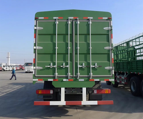 60 Tons LHD Manual 8x4 Sinotruk Howo Cargo Truck