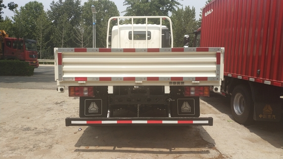 ISO Passed Sinotruk 10T HOWO 4x2 Euro3 Light Cargo Truck Left Hand Drive With AC