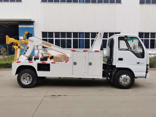 ISUZU 5 Tons Light Wrecker Tow Truck For City Road Rescue with Manual Gearbox High Operation Efficiency