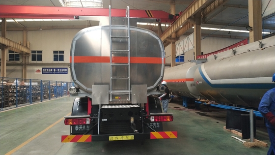 3 Axle Aluminium  White Color Heavy Duty Semi Trailers 45000L Oil Tank Trailer