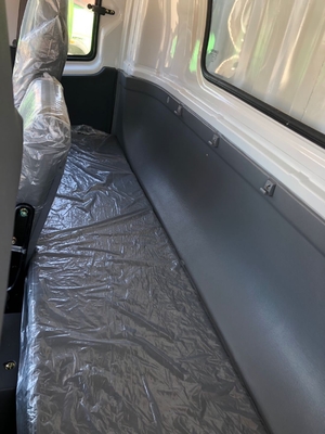 Howo 6 Light Duty Commercial Trucks With Closed Box 3 Ton