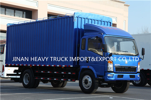 6m 5 Tons Diesel Cargo Sinotruk Mini Truck Light Small WD615.47
