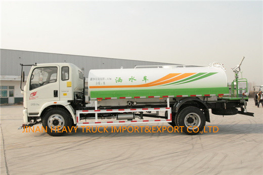 SINOTRUK Light Howo Water Sprinkler Truck 50000 Liters fire truck water tank
