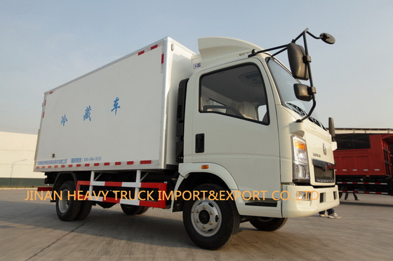 Howo 4X2 Light Duty Refrigerated Truck 5 tons 60000kg 7 TON