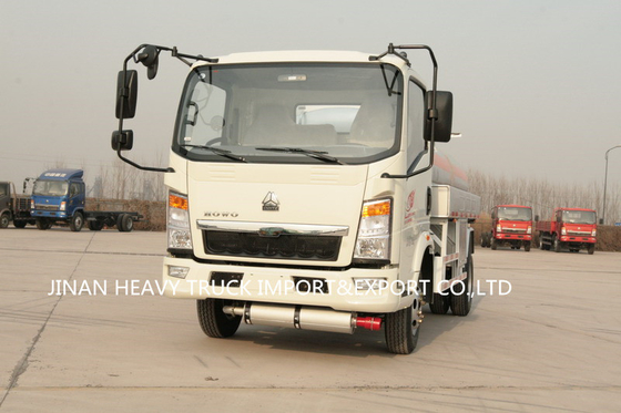 Sinotruk Howo 4x2 RHD LHD Oil Tank Truck 5000 Liters 5m3 3 Tons