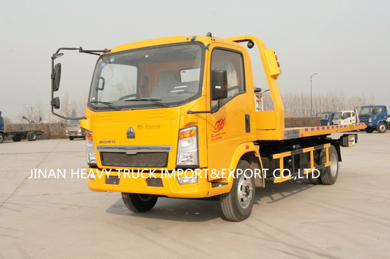 SINOTRUK Flatbed LHD Tow Truck Wrecker 8 Tons 90km/H