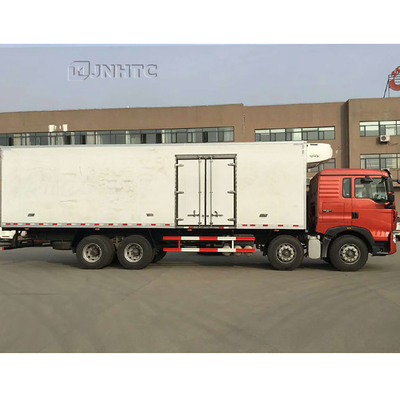 Sinotruk HOWO 45cbm Freezer Refrigerator 8x4 Refrigerated Truck 20 Ton Refrigerating Heavy Truck
