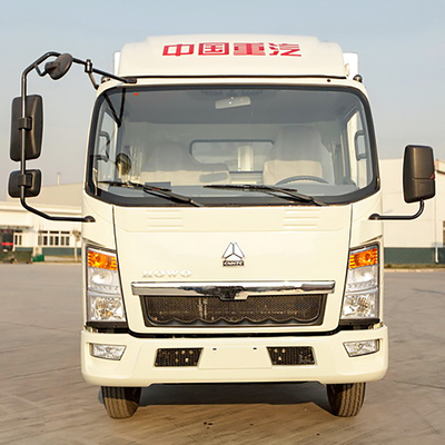 Howo 6 Wheeler Light Refrigerated Box Truck 3T 5 Tons