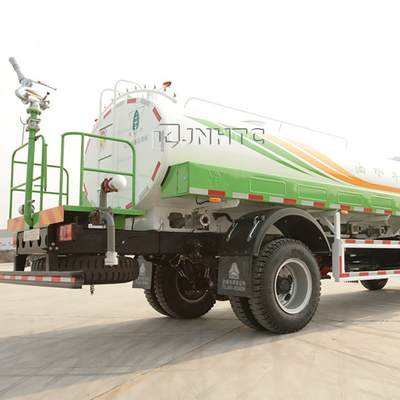 SINOTRUK HOWO Light Water Tank Truck 4x2 with 14m Front Sprinkler