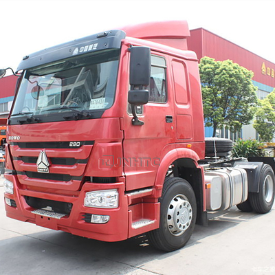 Sinotruk Howo 400L Tanker Diesel Tractor Truck 4x2 102km/h