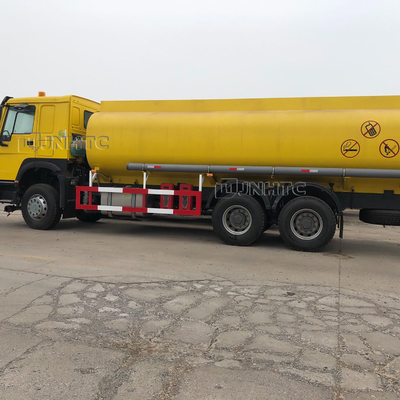 Sinotruk HOWO 371hp Oil Fuel Tanker Trailer Euro2 Euro3 25000L 6x4