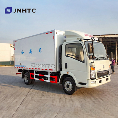 HOWO 4X2 8000kg Light Duty Commercial Trucks Refrigerator Box Truck Freezer Van