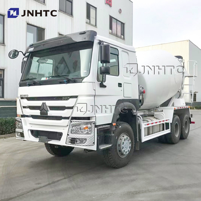 HW76 Cabin Mercedes Cement Mixer Vehicle With Throttle Control
