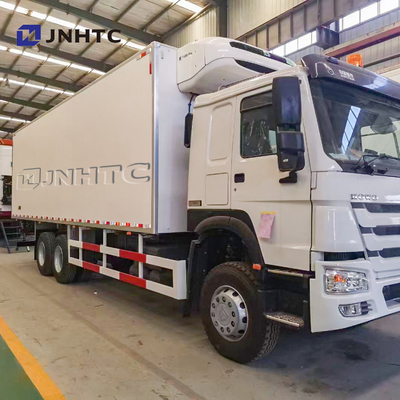 Sinotruk Howo Refrigerator Shipping Containers 6x4 Refrigerated Truck 20 Ton