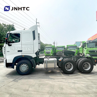 Euro2 HOWO Prime Mover Truck 420hp Truck 6x4 10 wheels Sinotruk Towing Truck