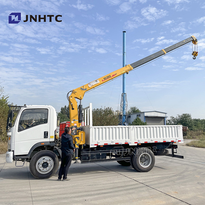 6 Ton Crane Truck 4x2 6wheels Truck With Straight Arm Crane HOWO Light Duty 3-8 Ton Cargo Truck