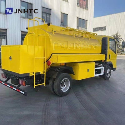 Sinotruk Howo 3000L 5000L Refueling Fuel Tanker Truck 4x2 Light Duty