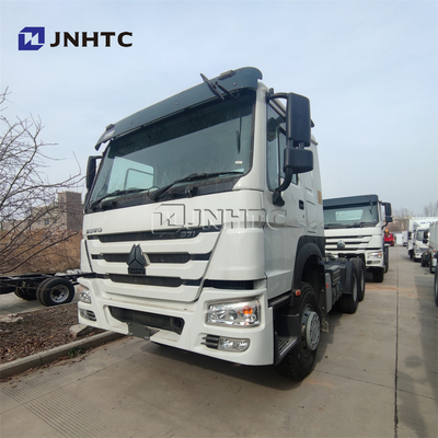 Sinotruk Howo Prime Mover Tractor Technical Heavy Duty 340 / 380 / 420hp