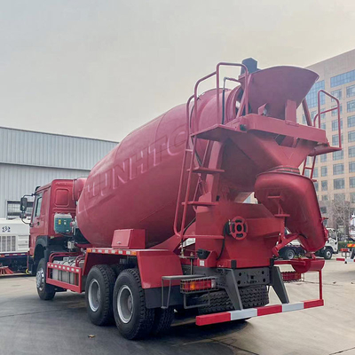 10 Wheels SINOTRUK HOWO Concrete Mixing Truck 6x4 Red