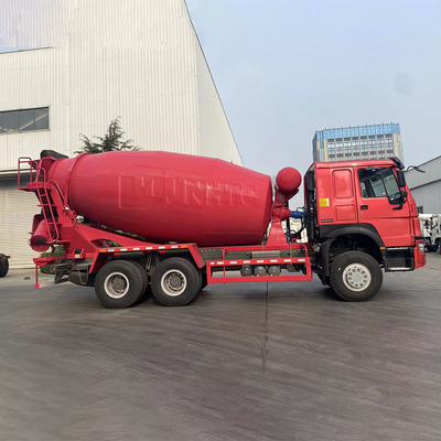 10 Wheels SINOTRUK HOWO Concrete Mixing Truck 6x4 Red